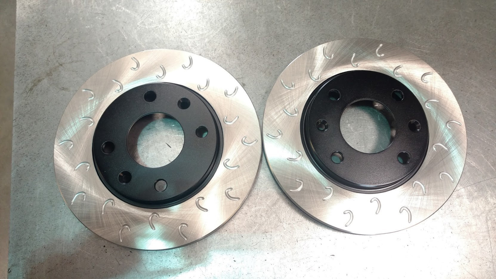 Peugeot 205 1.9 GTI Front G Hook Discs