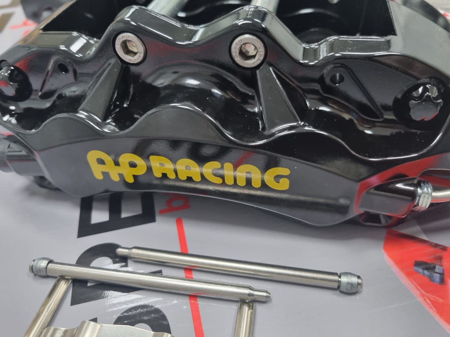 Subaru Impreza 6 Pot 330mm Kit