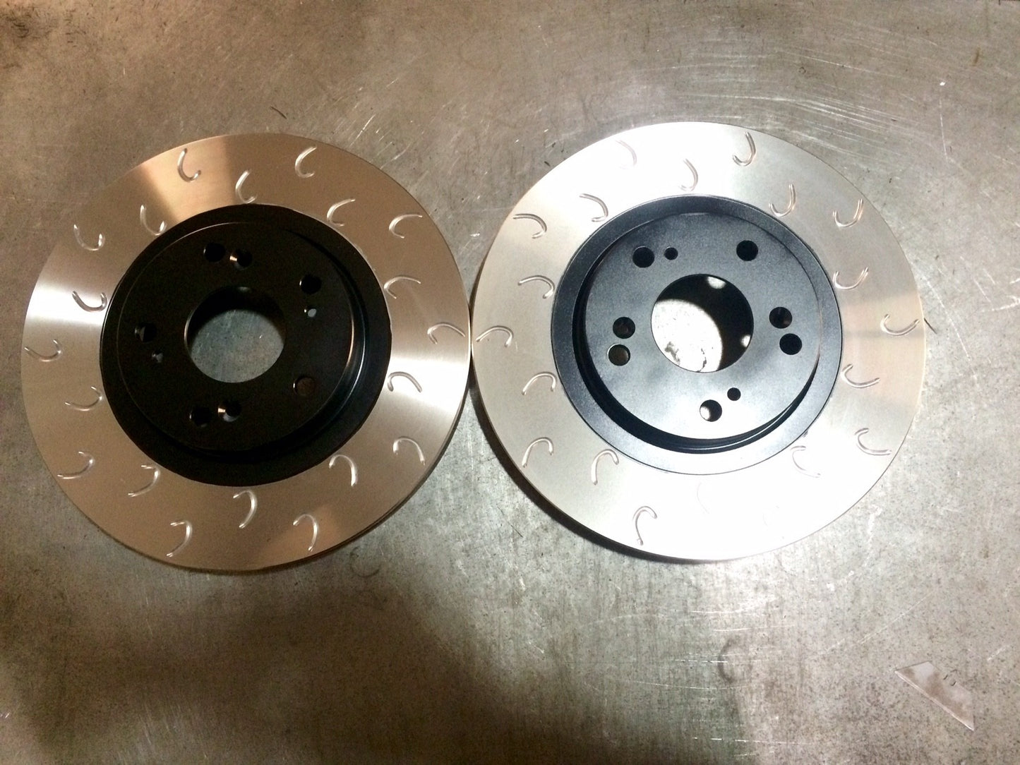 Civic Type R EP3 Front G Hook Discs 