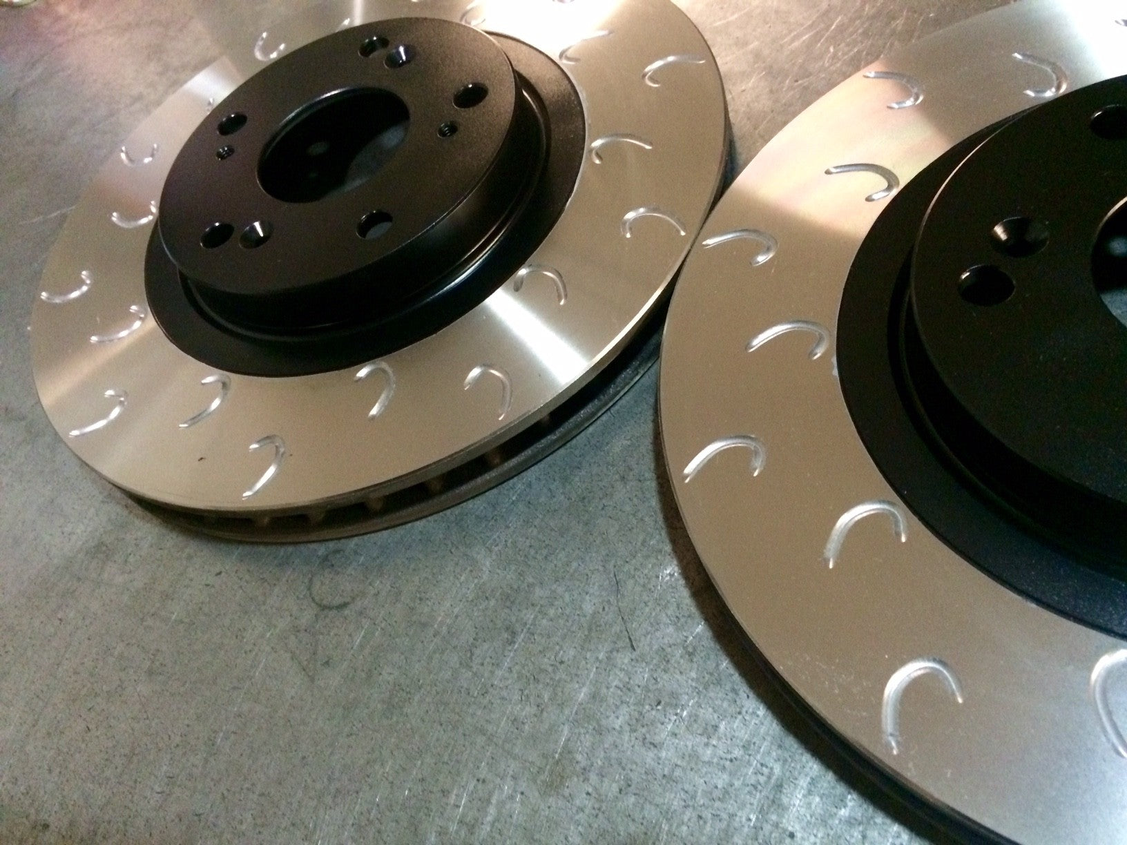 Civic Type R EP3 Front G Hook Discs 