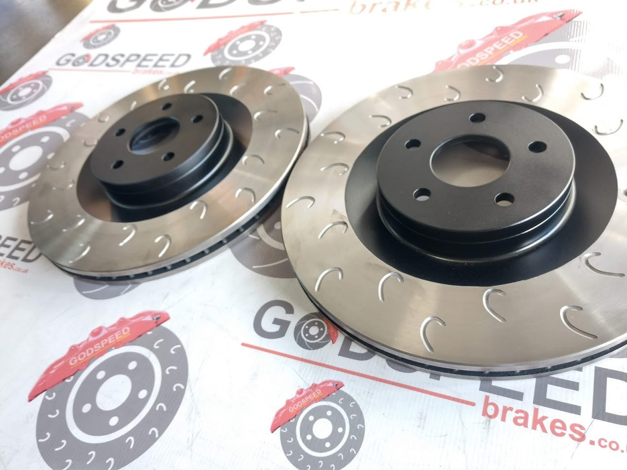 Focus RS MK 3 Front G Hook Discs 